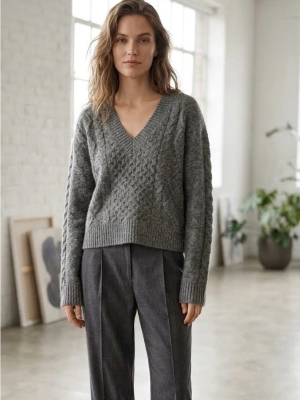 H&M Cozy Wool Blend V-Neck Cable Knit Sweater - Gray Size L